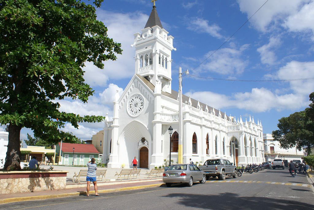 San Pedro De Macorís Catedral San Pedro Apóstol Municipalidad En Tus Manos